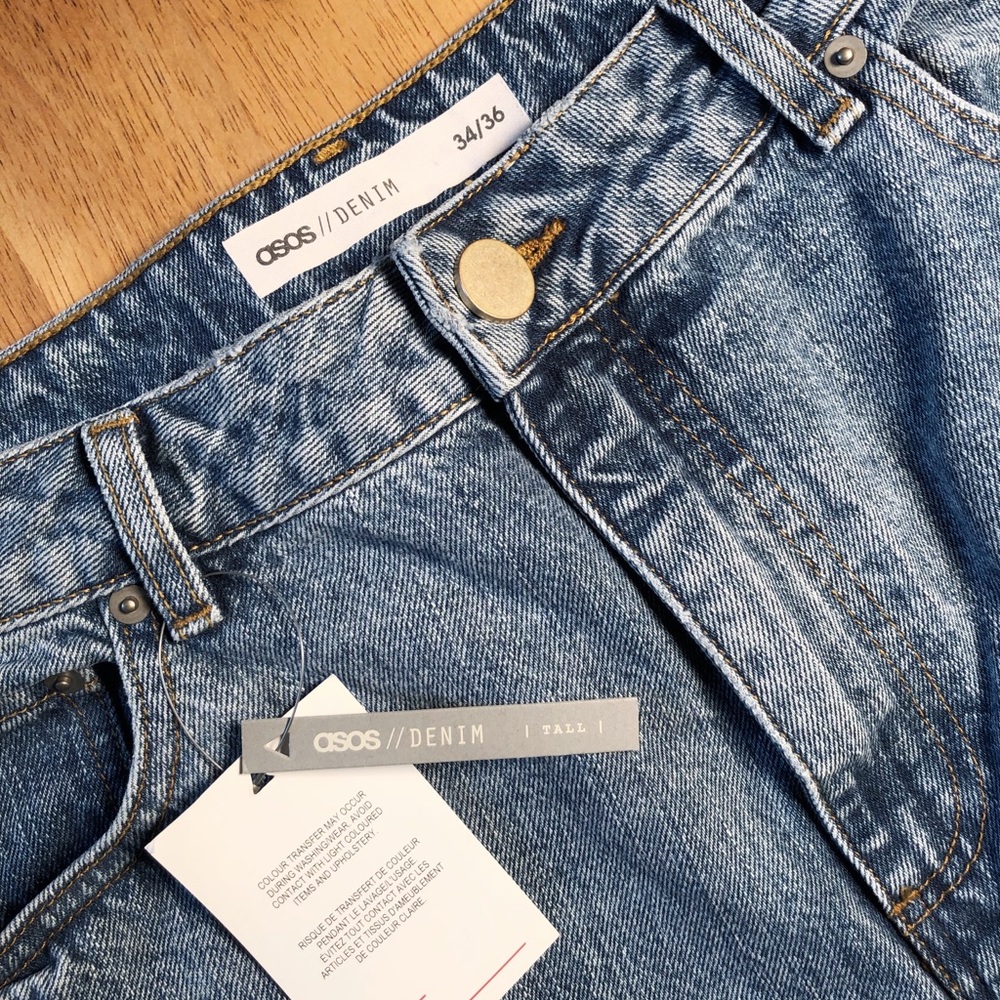 *BRAND NEW* ASOS Tall Distressed Boyfriend Jeans